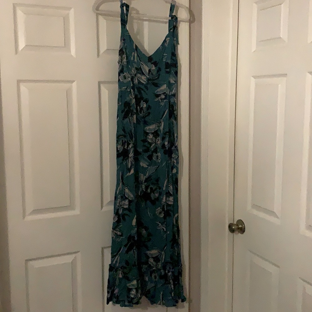 Tahari maxi dress